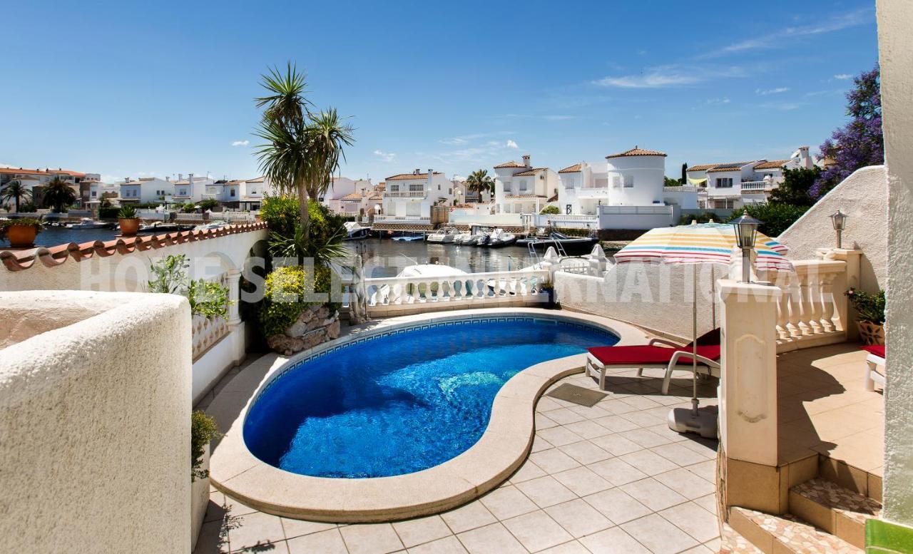 2009 Casa San Maurici Con Piscina By Homeselectspain Empuriabrava Kamer foto